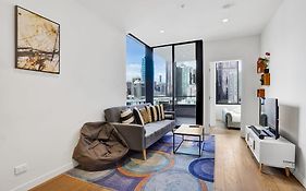 Central 15Th Floor Apt Near Flagstaff & Qv Market